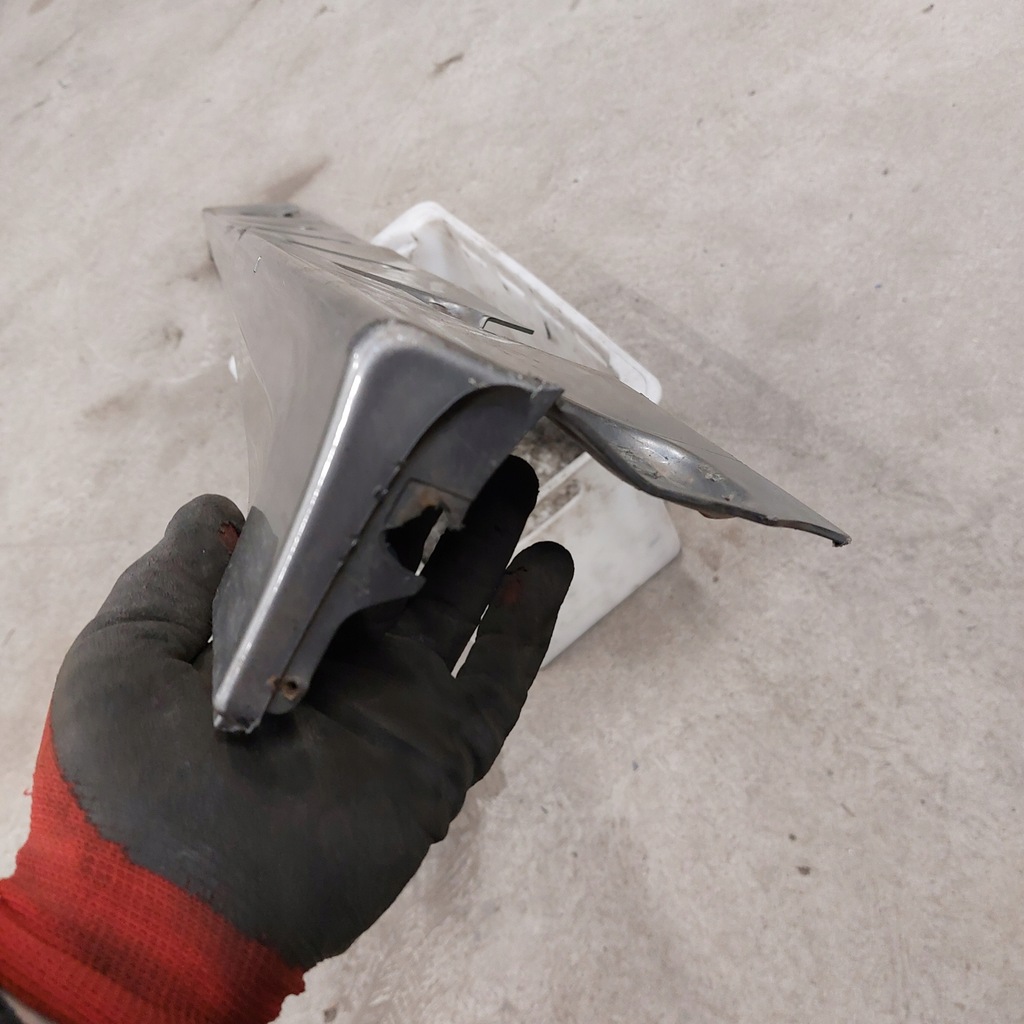 фото №9, Subaru impreza iii 3 молдинг накладка порог правая 12792001