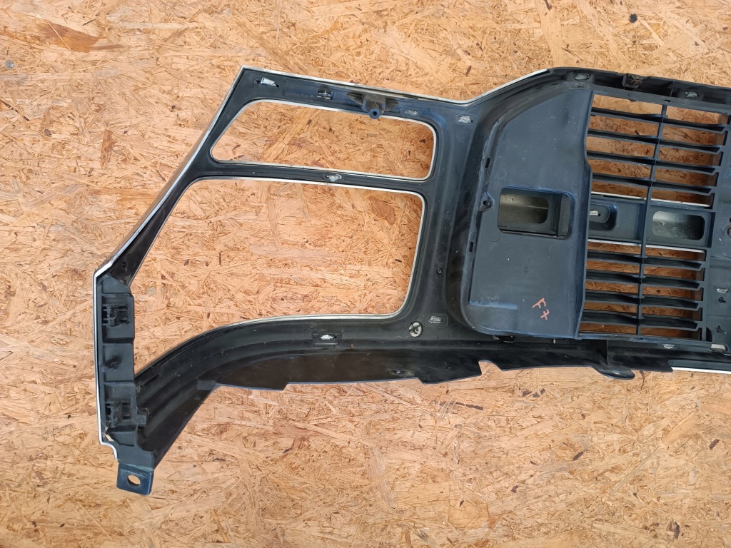 Решітка решітка  бампера перед решітка радіатора 5kh12trmae dodge nitro 07-11 Недорого