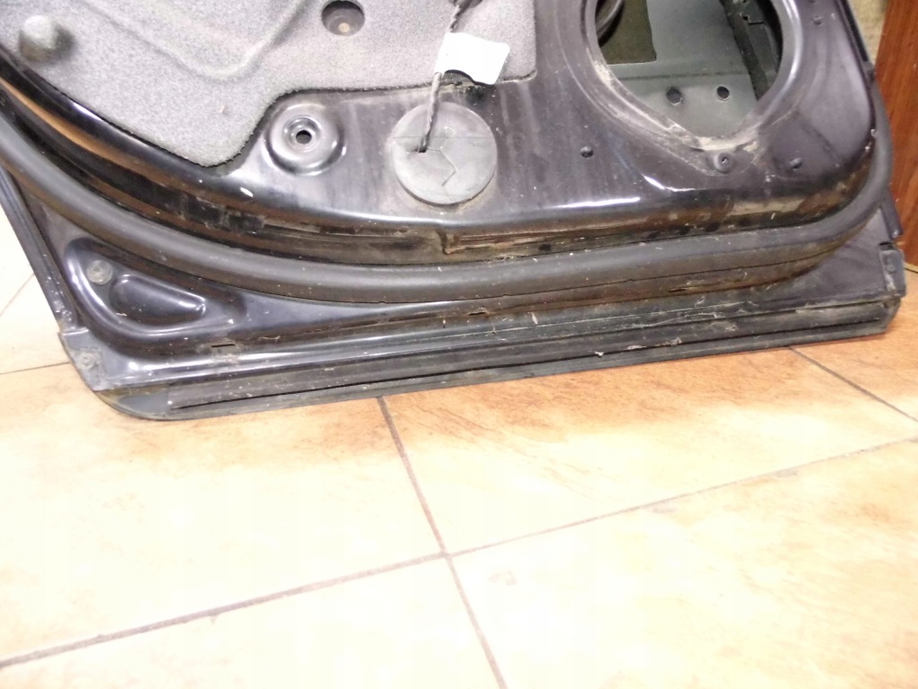 фото №11, Audi a4 b6 04' kombi дверь левый задняя lz9w