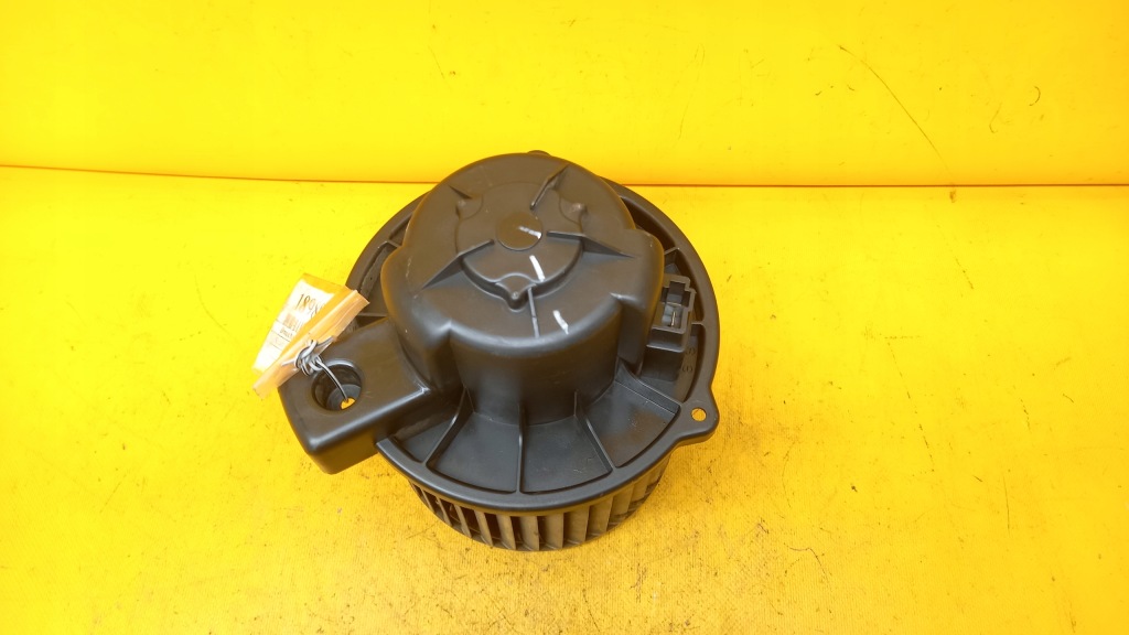 фото №6, Воздуходувка воздуховод smart fortwoo 0,6 bosch 0130101113