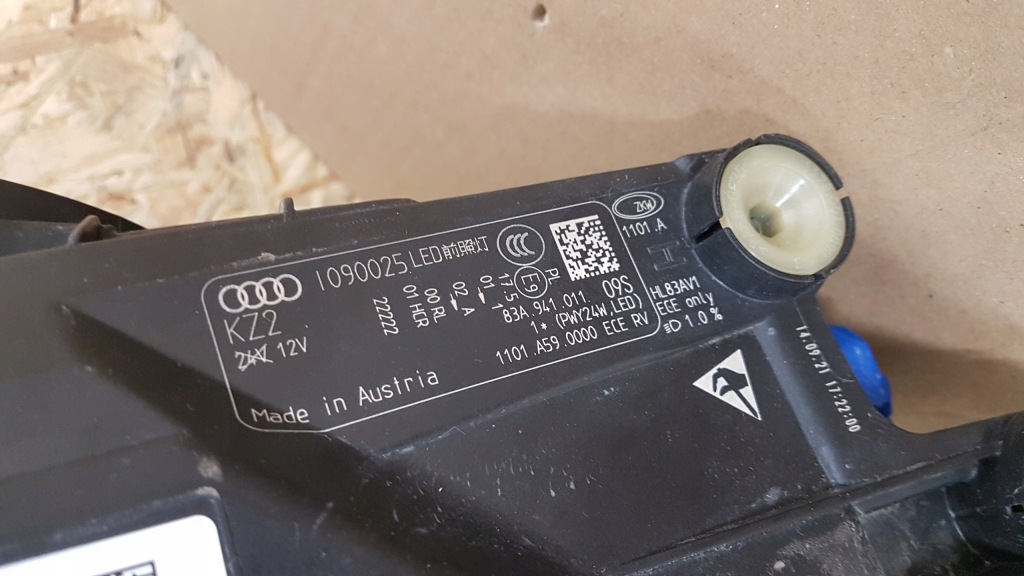 Фара перед левая audi q3 83a full led 83a941011 Киев