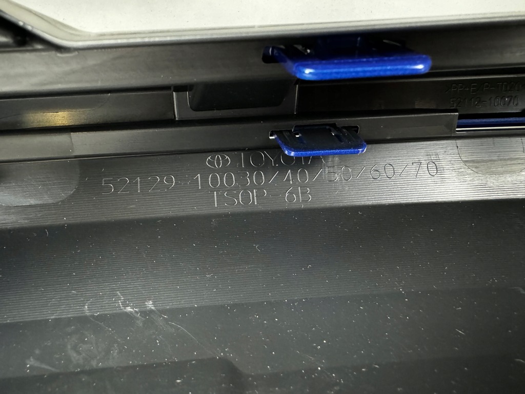 фото №7, Toyota chr lift решётка средняя бампера перед org!