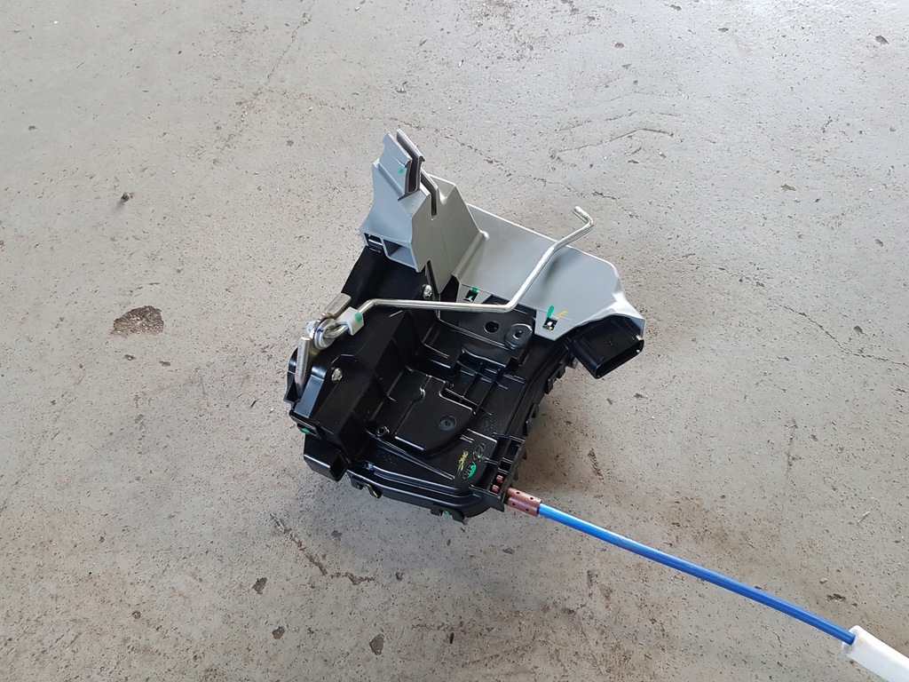 фото №2, Замок двері правий задня 81420-r2000 kia sportage v 5 21-