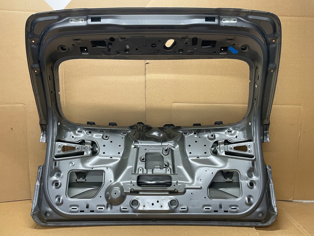 фото №8, Skoda enyaq крышка багажника багажника 5lg827159