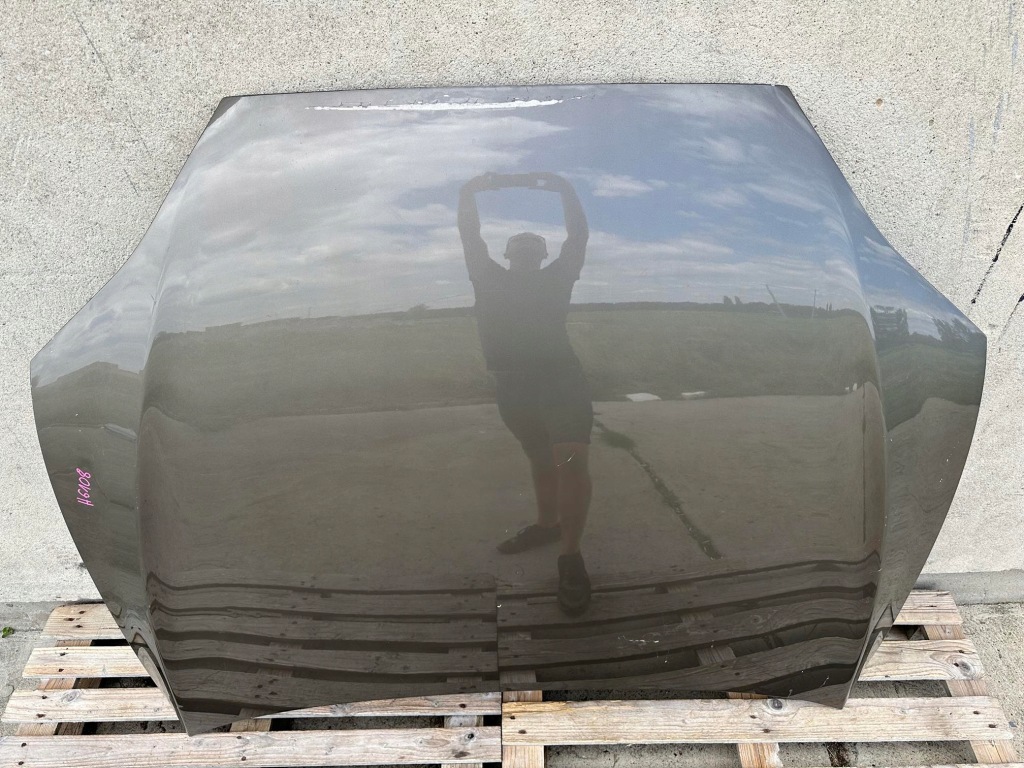 Капот кришка двигуна tesla model s 2012- ladna Оригінал