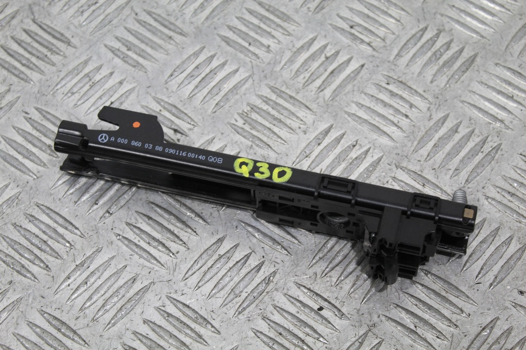 фото №1, Регулювання ременів безпеки infiniti q30