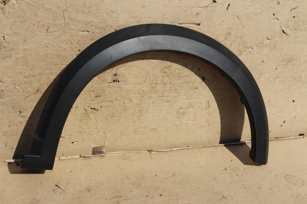 фото №7, Dacia jogger молдинг крыла правая перед передняя задняя задняя идеальное состояние !!