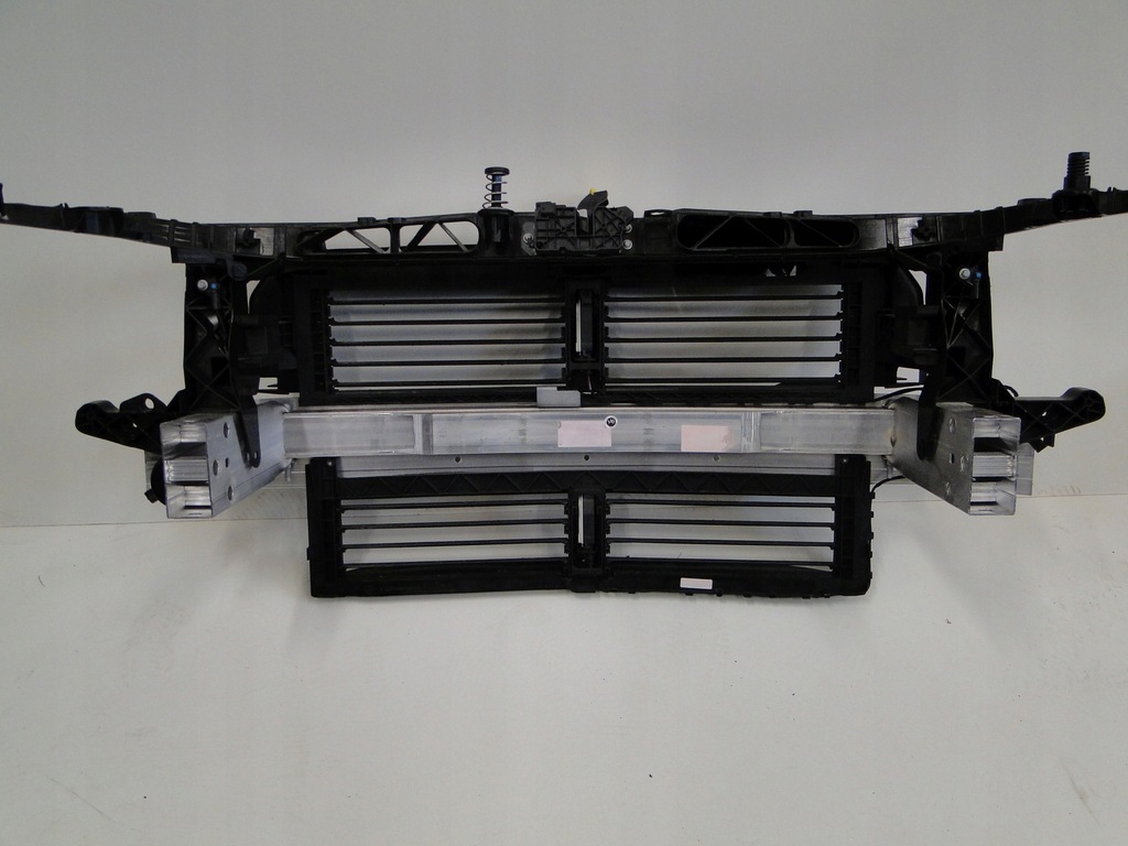 фото №8, Mercedes шторка жалюзи воздуховод воздуха нижняя 247 gla h247 glb x247