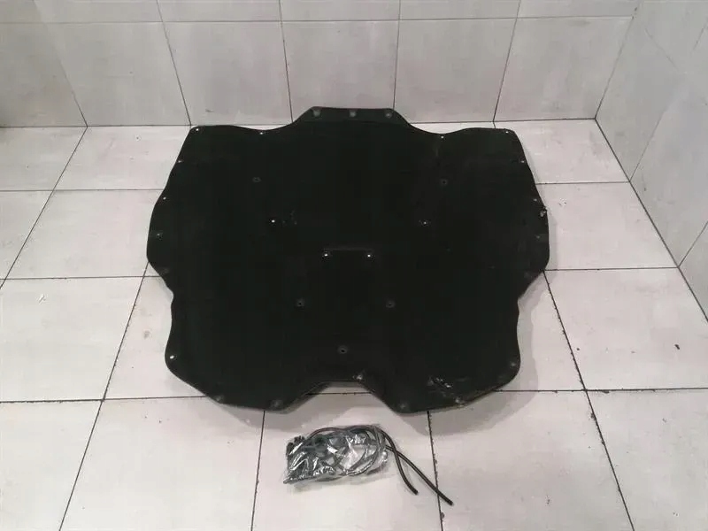 Купити Ferrari gtc4 lusso f151m under lid insulation 88299900 капот inner trim