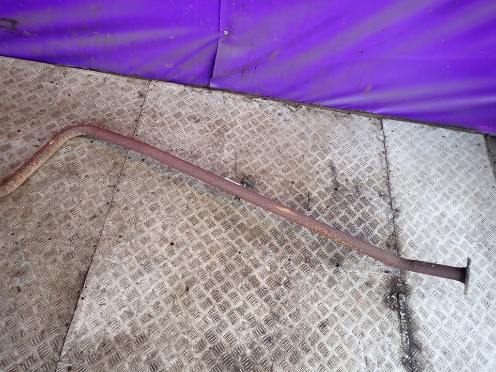 фото №4, Mazda 2 ii de 1,3 zj46 86km 3d гаситель средний конечный выхлоп