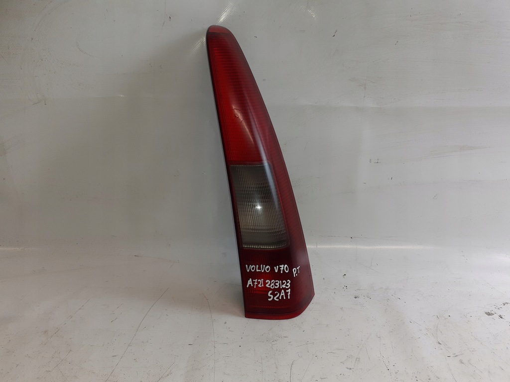 фото №1, Лампа задняя правая верхний volvo v70