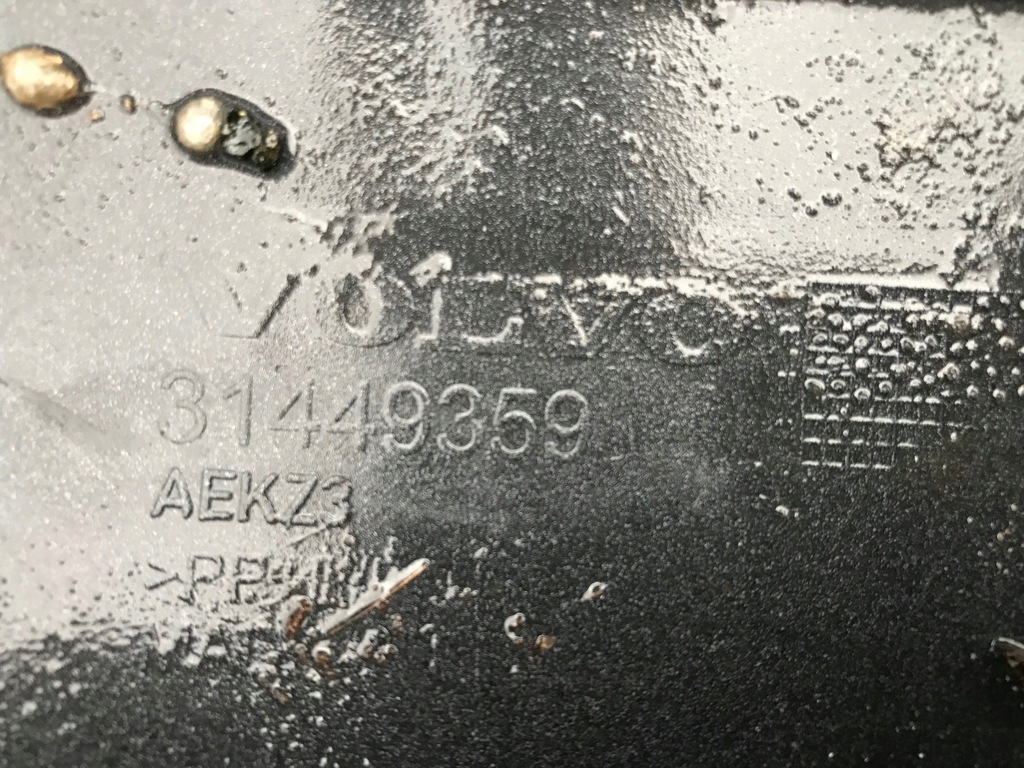 фото №10, Бампер перед передній решітка радіатора решітка радіатора volvo xc-40 xc 40 xc40 2017 --