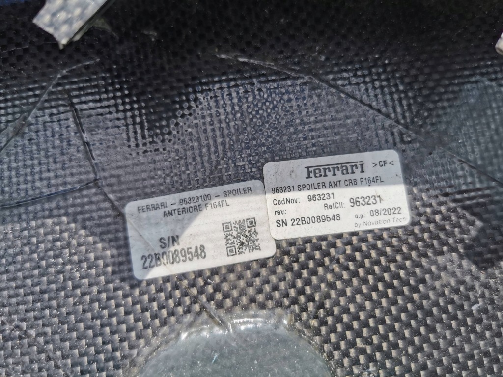 Ferrari portofino f164 17- накладка бампера перед передний карбон в Украине
