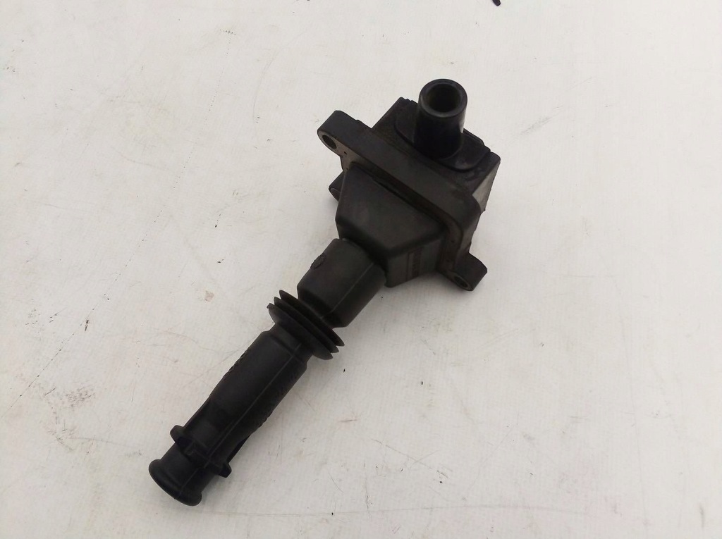 фото №1, Alfa romeo 147 катушка зажигания wysokiego напряжения 2.0 бензин 1227030071