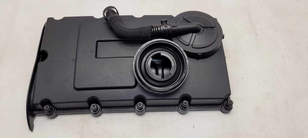 фото №1, Кришка клапанів audi vw skoda bkd 2.0 tdi