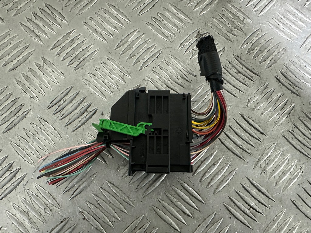 фото №2, Renault колодка штекер соединитель r2 1379324 1379325