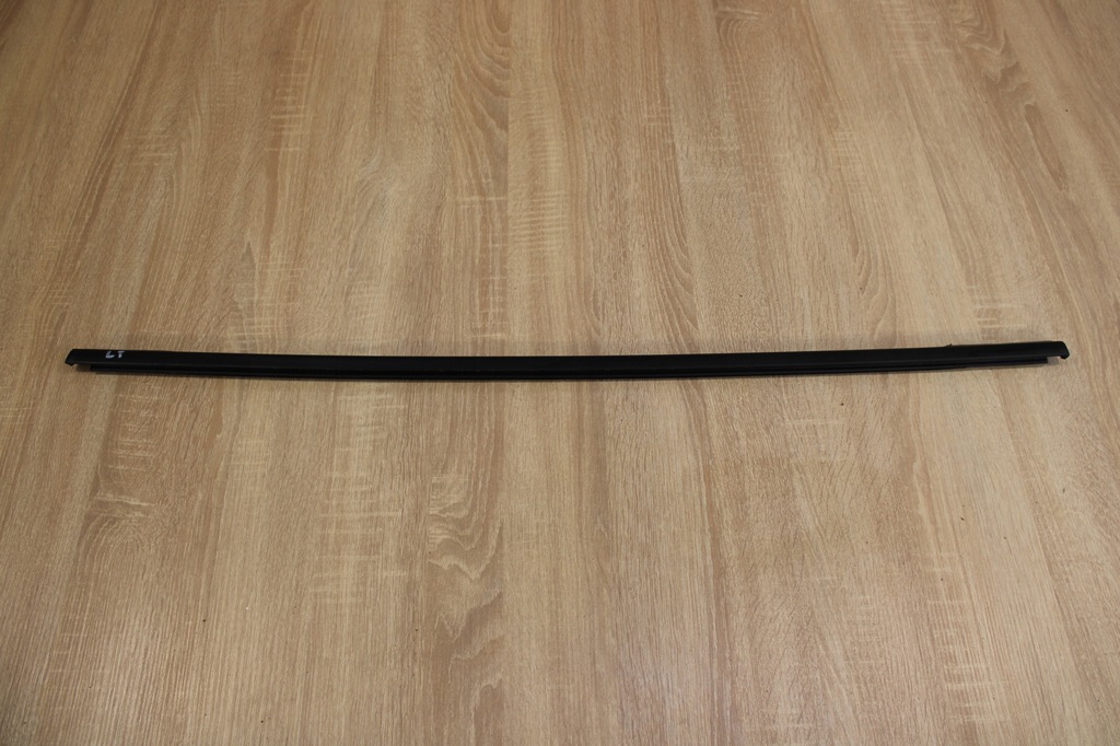 фото №1, Молдинг уплотнитель дверь левый задняя chevrolet orlando