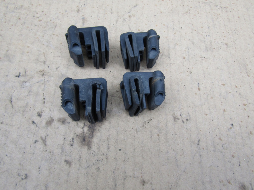 фото №1, 1 mercedes w210 w202 w208 r170 кронштейн кронштейн радиатора воды kpl 2szt