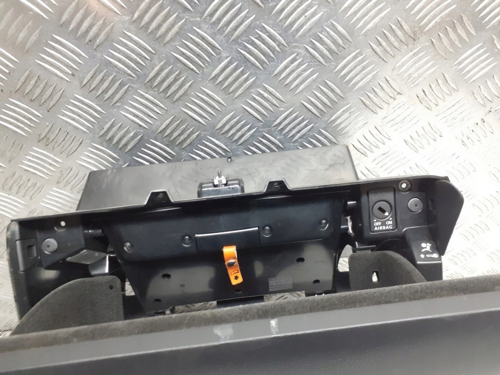 фото №9, Бардачок vw passat b6