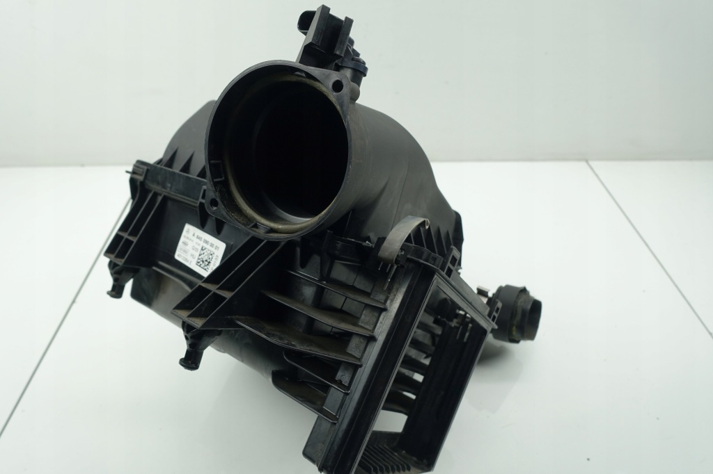 фото №10, Mercedes w176 защита корпус фильтра воздуха датчик 6450900001 w246