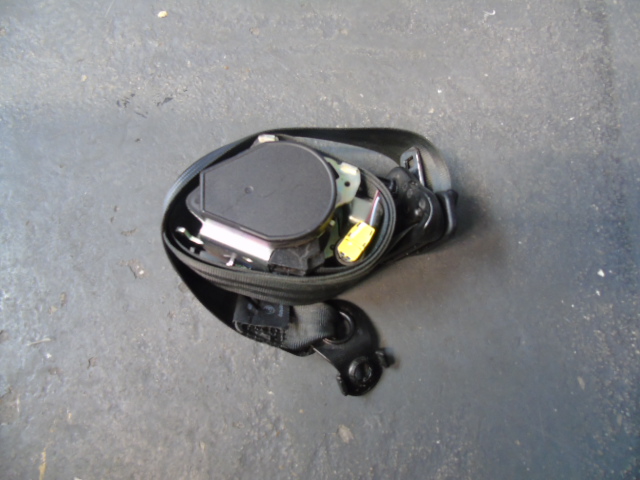 фото №1, Renault master pas безопасности левый перед