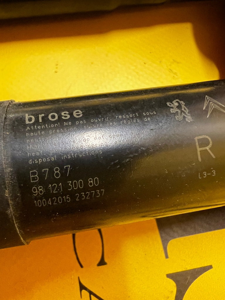 фото №16, Комплект электрическая крышка багажника задняя багажника замок амортизаторы c4 grand picasso ii