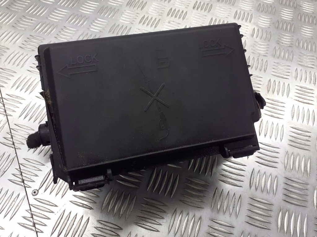 фото №1, Коробка предохранителей opel meriva b 1.4 13292736