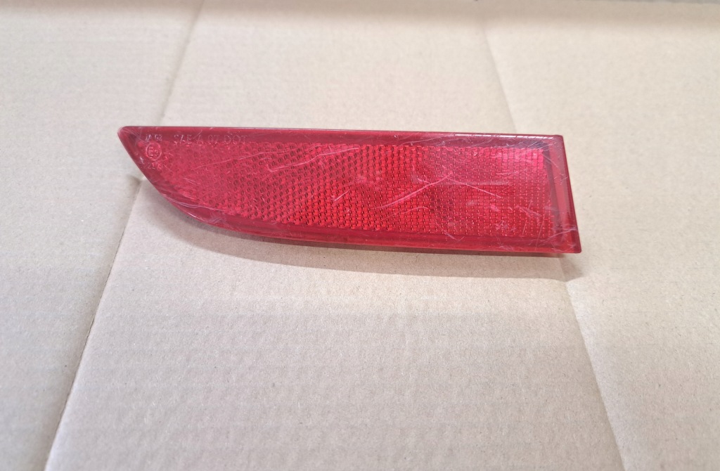 фото №1, Hyundai tucson iii 15 - отражатель бампера левый