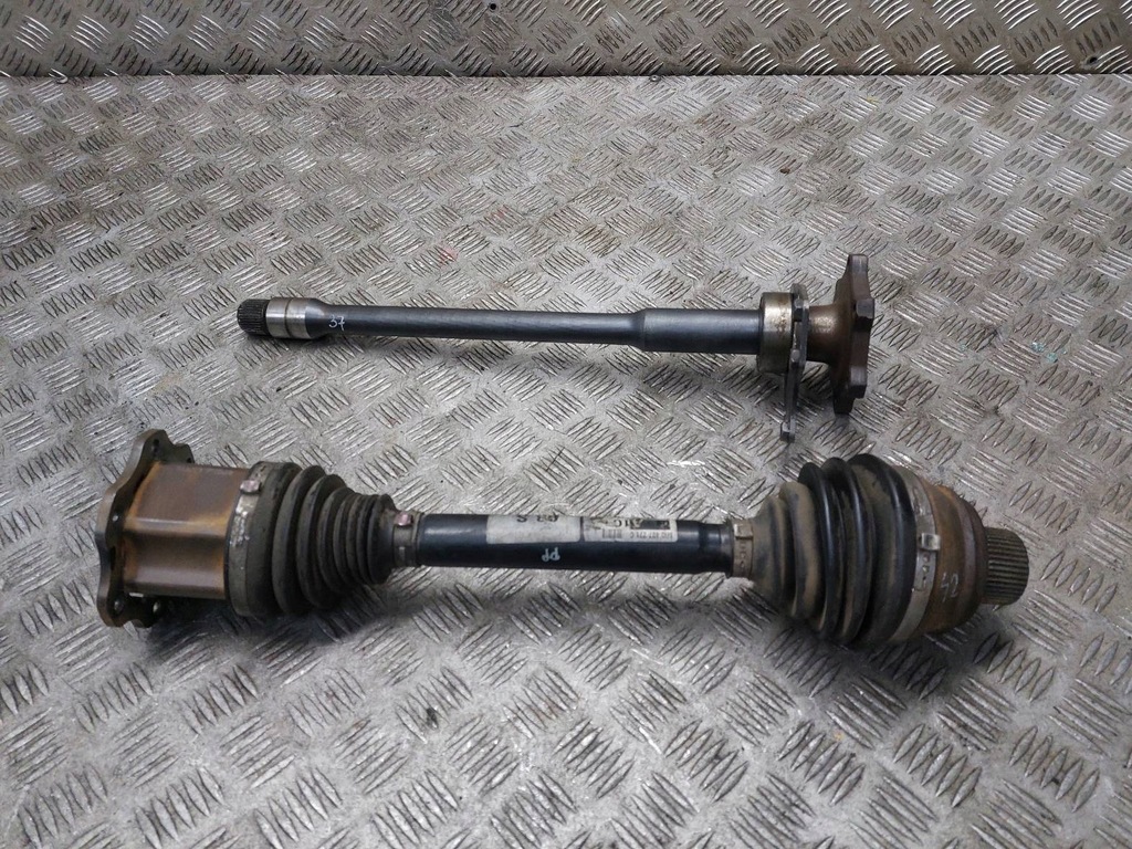 фото №1, Приводной вал правый перед автоматическая коробка передач audi q5 8r 3.2 fsi 8r0407271c