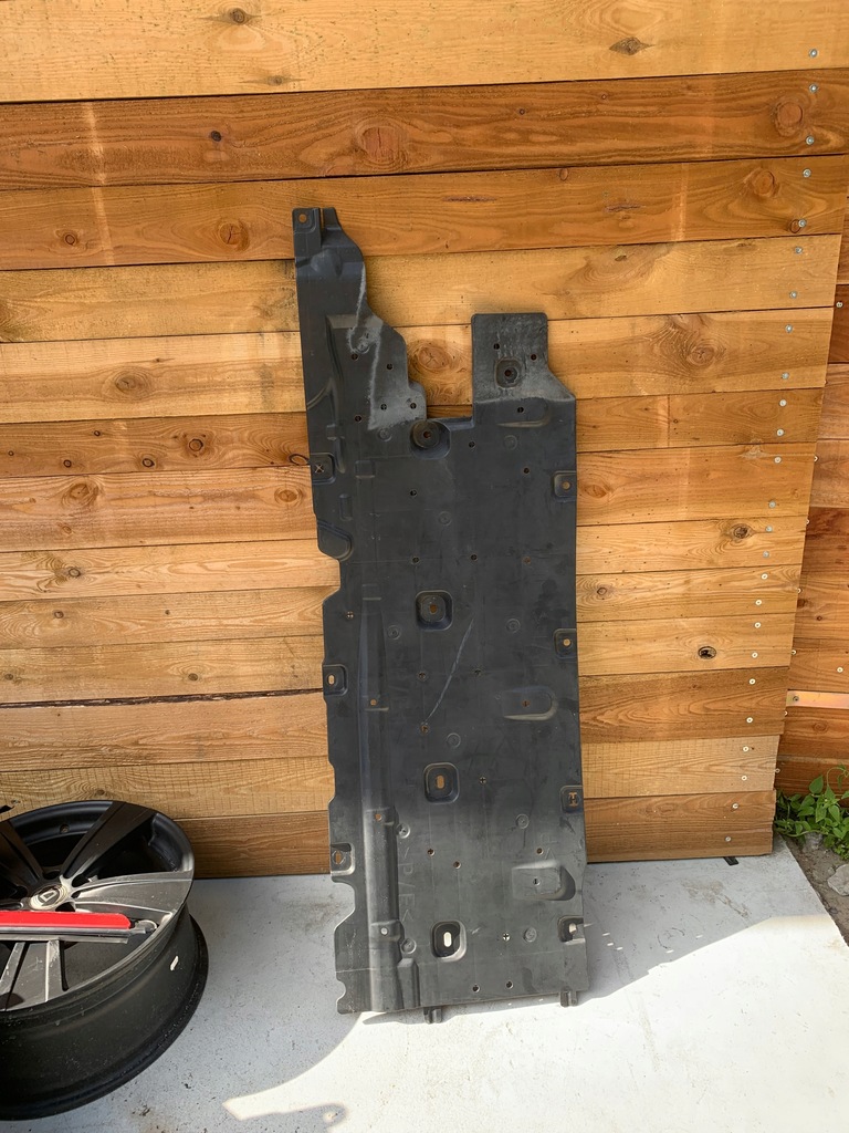 фото №1, Защита подвеска renault scenic iv 748155384r