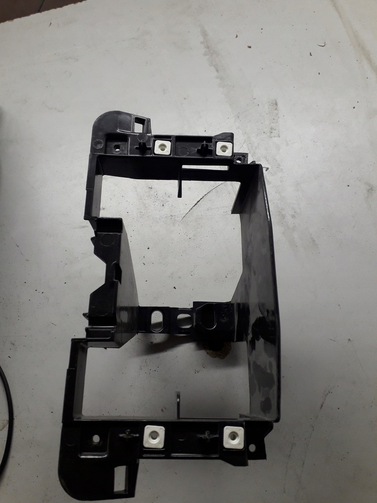 фото №2, Peugeot 308 ii t9 рамка кронштейн радио