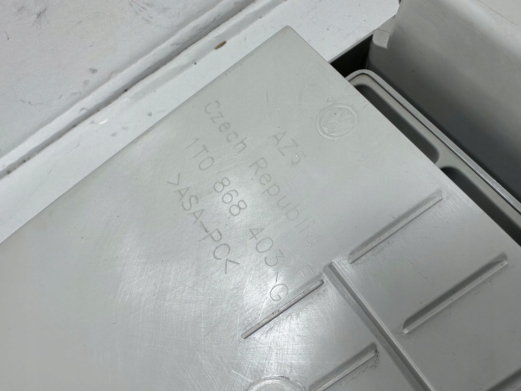 фото №5, Sharan 7n бардачок потолочный лампа 1k0947105ae 1t0868403f