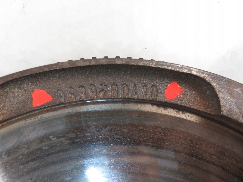 фото №9, Колесо маховик peugeot 307 1.4 hdi 9639780410