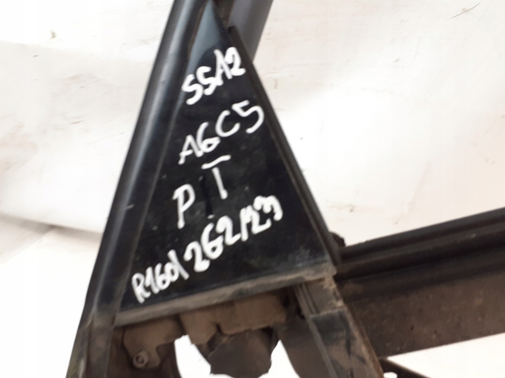 фото №2, Рамка дверь правый задняя a6 c5