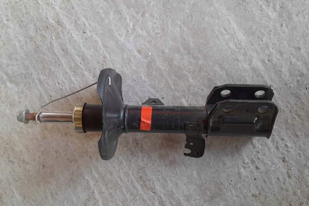 фото №1, Амортизатор toyota corolla 485200f011