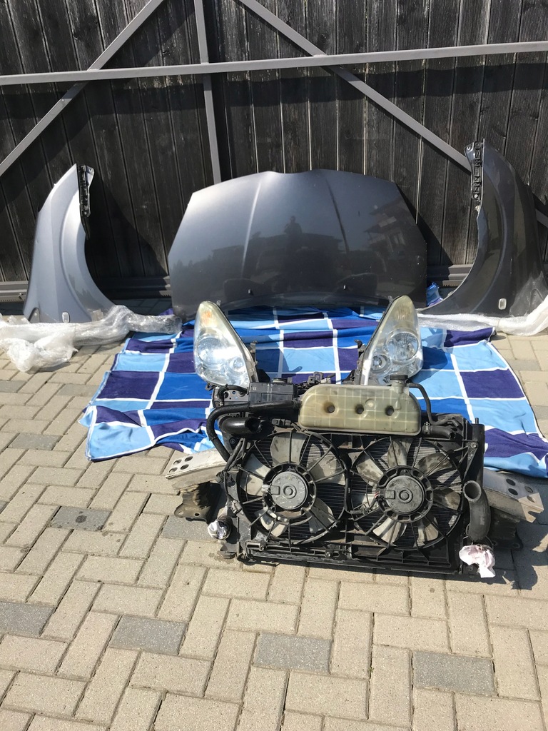 фото №4, Toyota verso ii бампер перед капот крыло лампа