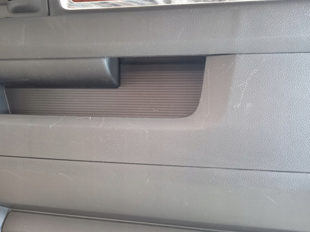 фото №8, Dodge ram 09 обшивка дверь правый перед задняя usa