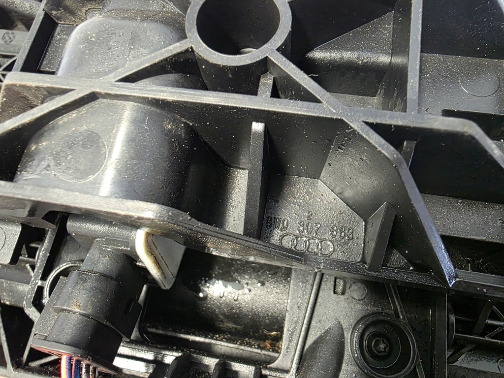 фото №13, Жалюзи воздуховод воздуха audi a4 b9 8w0