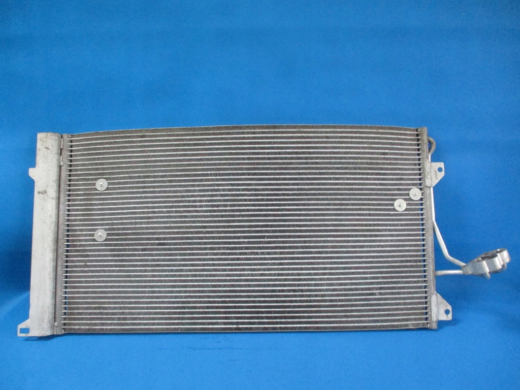 фото №1, Радиатор кондиционера audi q7 3.0tdi