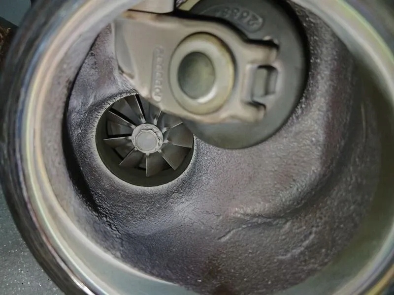 Турбонагнетатель ferrari roma f169 881803 rh турбонагнетатель правый  правый - Цена