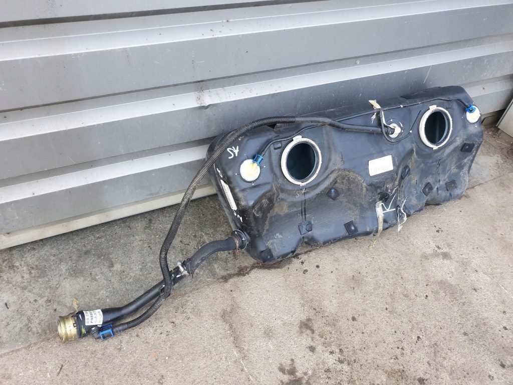 фото №2, Бак топлива бензин mini r50 r53 cooper s