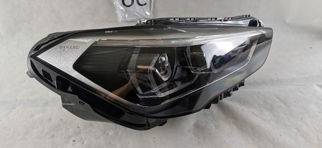 Bmw x1 f48 lci рестайлинг  full led правый 5a01172 в Украине