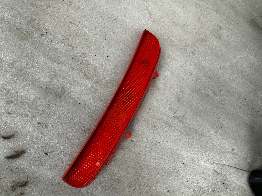 фото №1, Dodge charger 15- правий відбивач