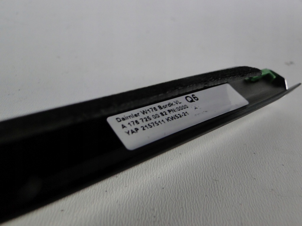 фото №5, Mercedes a klasa 176 w176 молдинг хром дверь перед