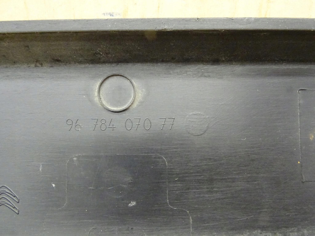 фото №7, Peugeot 2008 lift молдинг дверь левый перед 9678407077