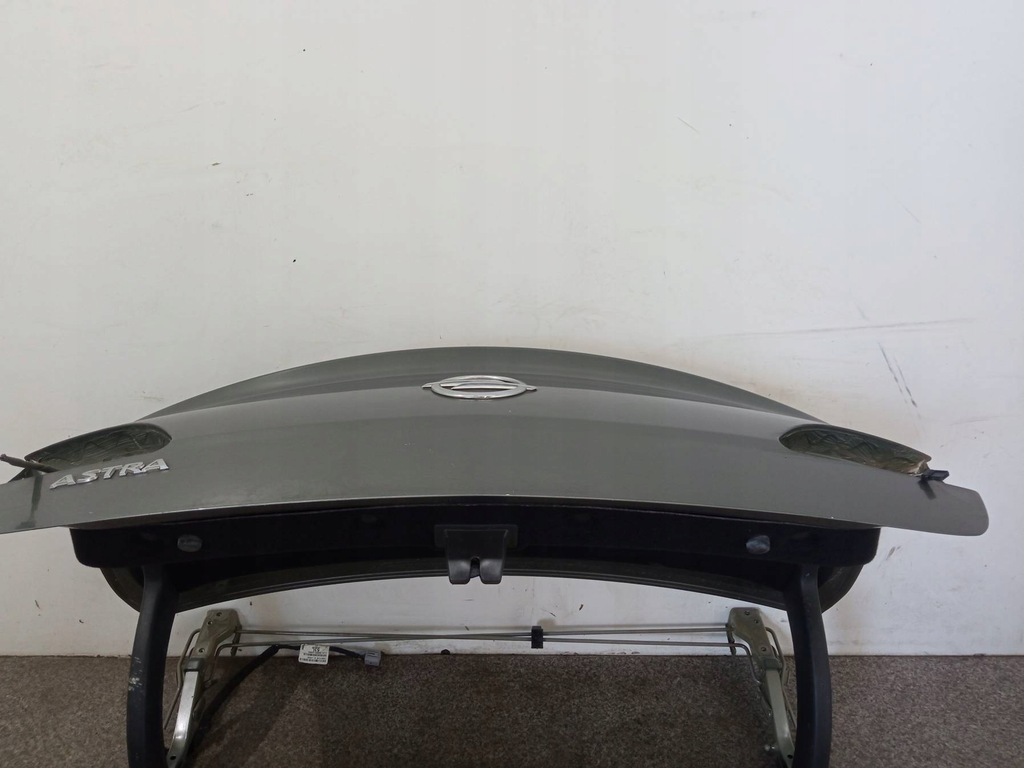 фото №11, Кришка багажника задня sedan z10a opel astra iv 2009- j