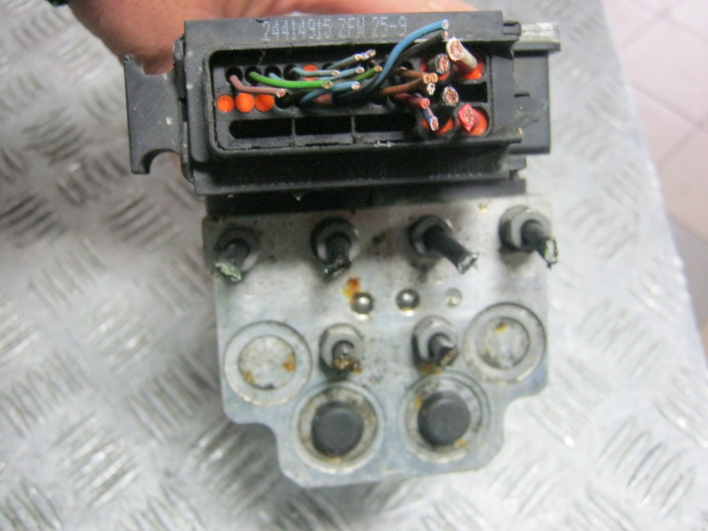 фото №2, Насос abs 51796046 alfa romeo 159