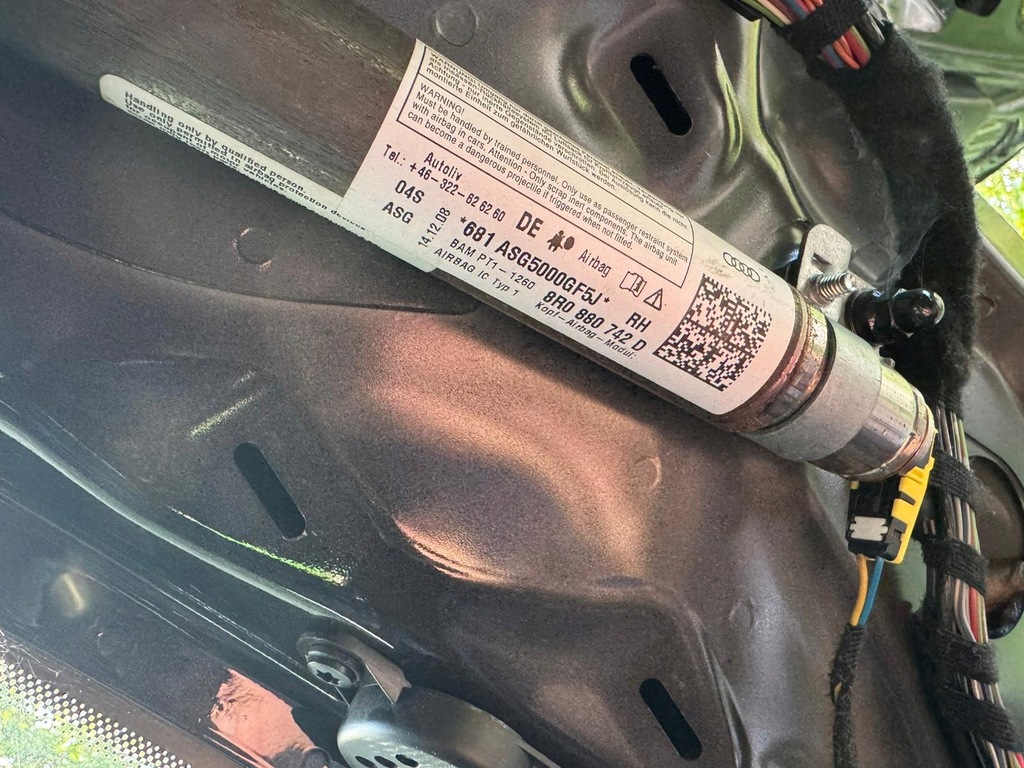 фото №11, Audi q5 8r шторка безопасности воздушная правая подушка безопасности 8r0880742d