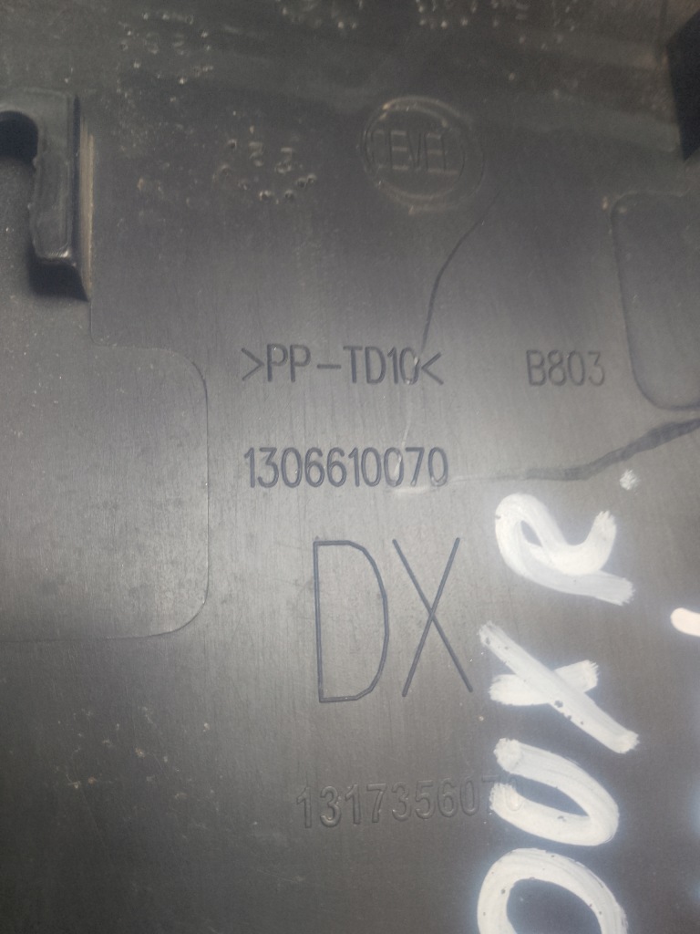 Ducato boxer jumper 17- молдинг бічна права 130661007d в Україні