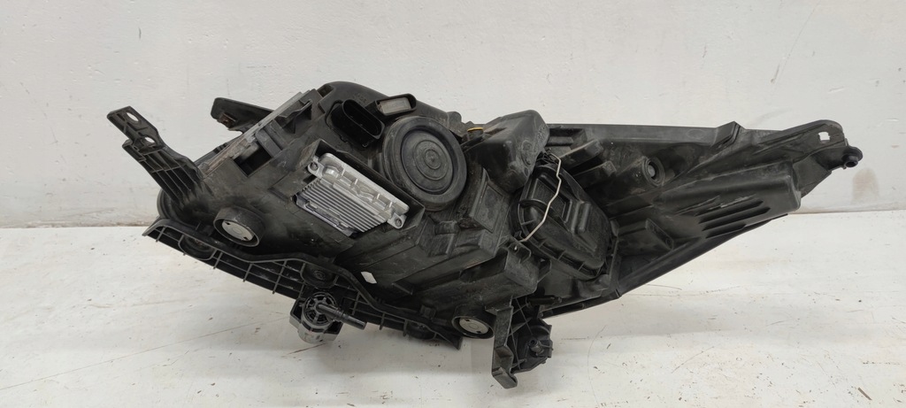 фото №16, Комплект лампы перед xeonon ford kuga ii полный